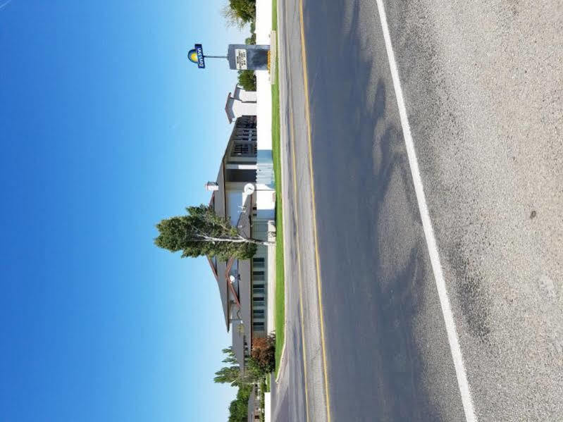 Days Inn By Wyndham Delta Exterior foto